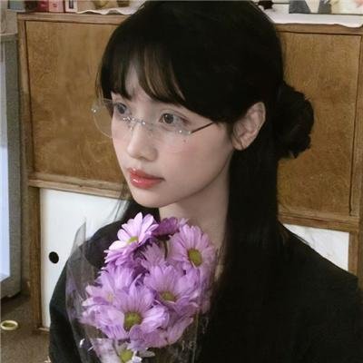 漂浮于太空的教室